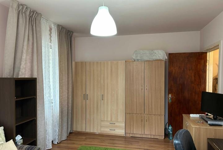 Berceni, Emil Racovita, ideal credit