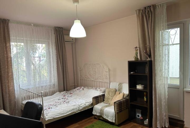 Berceni, Emil Racovita, ideal credit